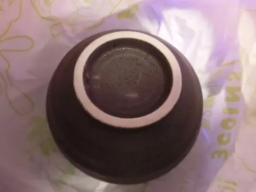 【DIY】茶碗に綺麗に底穴を開けて植木鉢に変える