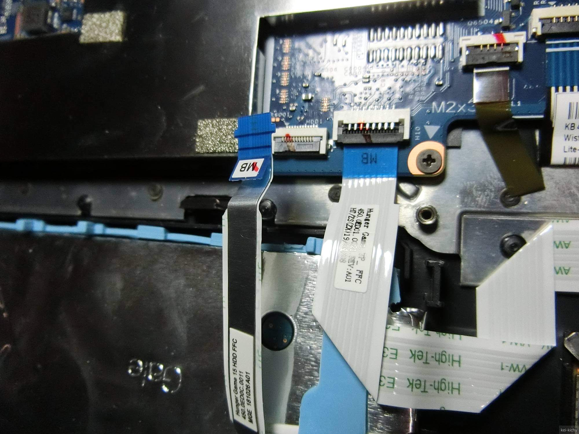 【DIY】HP ENVYのHDDのSSD換装とバッテリーの膨張